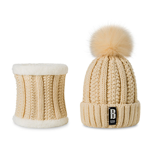 Women's Cap and Scarf Set