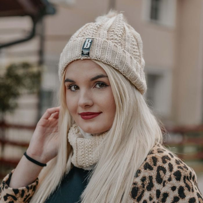 Women's Cap and Scarf Set